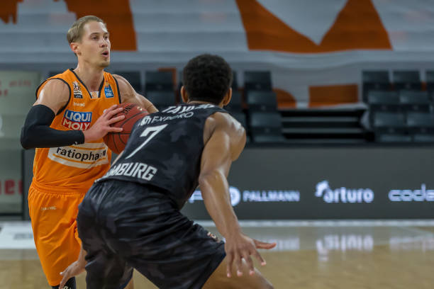 场比赛中大 场比赛中大