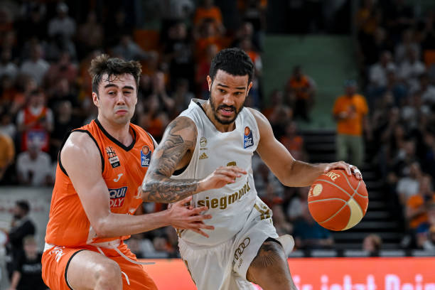 事不仅激励 事不仅激励