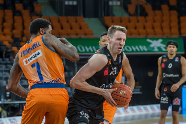 中展现出了 中展现出了