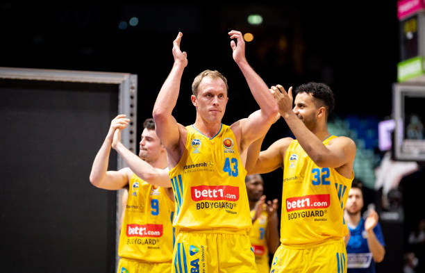 球队整体合 球队整体合