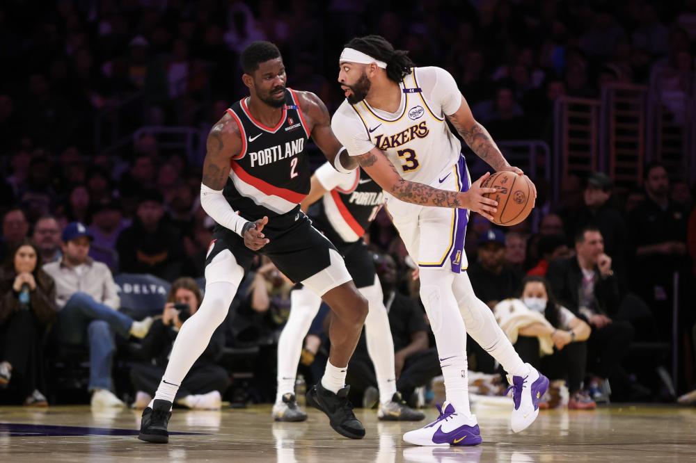 射技惊四座 射技惊四座